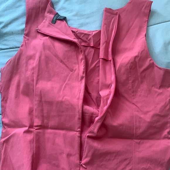 Pink Mid Length Slight Body-con Dress - Picture 4 of 4